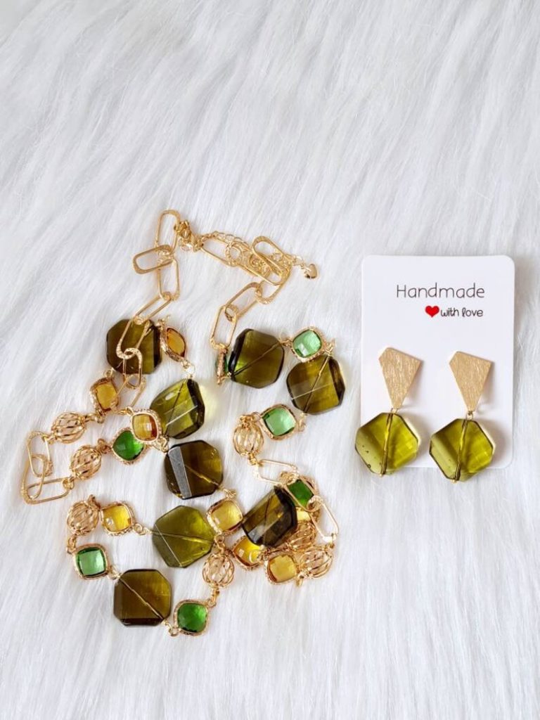 Olive Grand Necklace – Part of our Crystal Array