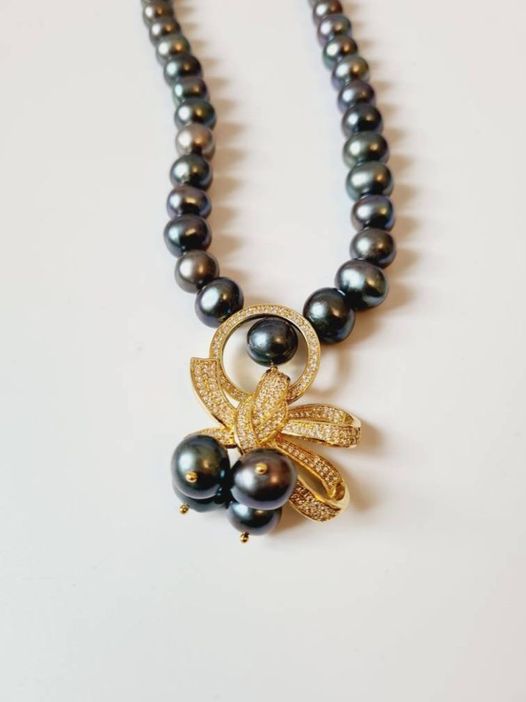 Tresurebay Pearl Necklace – Black and Grey