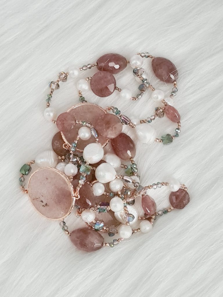 Aiana - Gemstone long Necklace