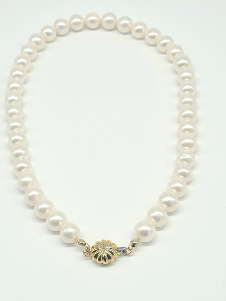 Akoya White Pearl Necklace